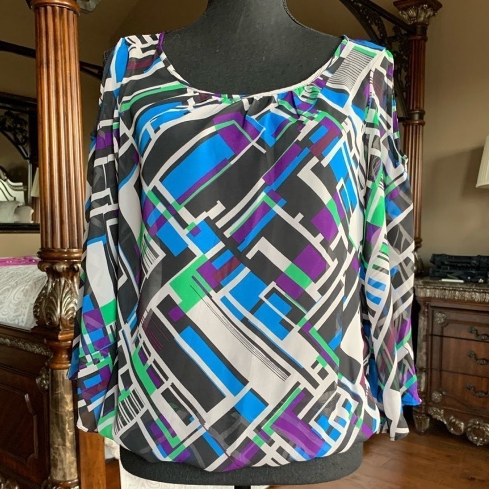 New York & Company Cold Shoulder Blouse‎